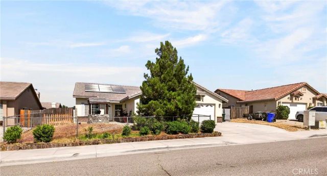13221 Cypress, Victorville, CA 92395