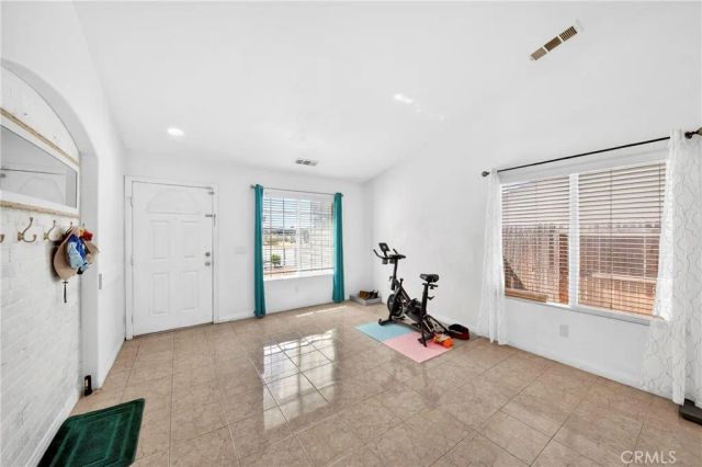 13221 Cypress, Victorville, CA 92395