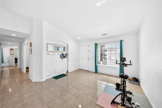13221 Cypress, Victorville, CA 92395