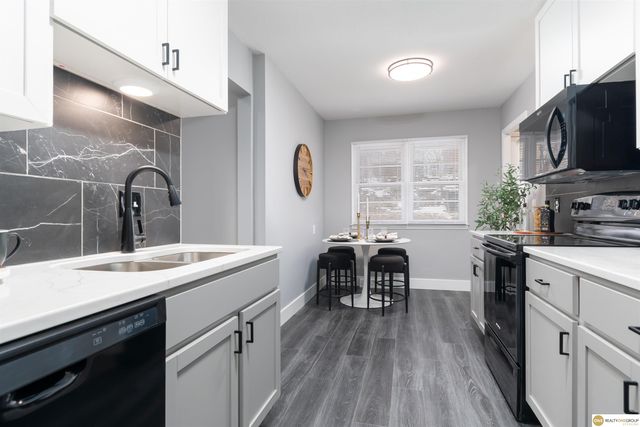 3709 - 3711 N 67th Avenue, Omaha, NE 68104