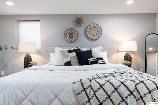 3709 - 3711 N 67th Avenue, Omaha, NE 68104