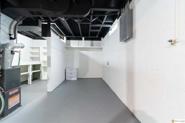 3709 - 3711 N 67th Avenue, Omaha, NE 68104