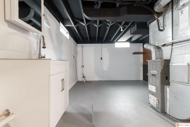 3709 - 3711 N 67th Avenue, Omaha, NE 68104