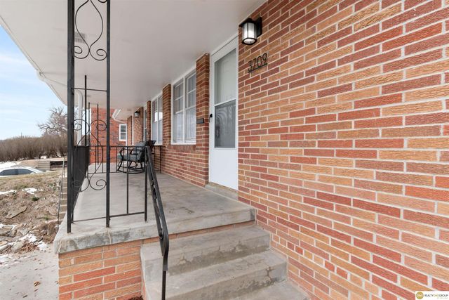 3709 - 3711 N 67th Avenue, Omaha, NE 68104