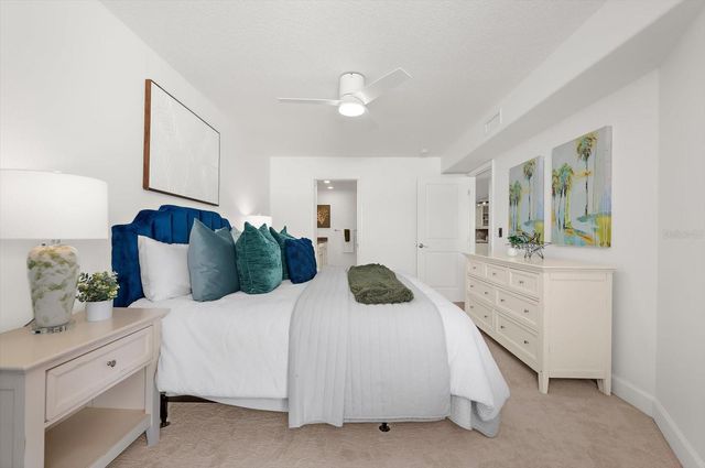 2600 GULF DRIVE N 33, Bradenton Beach, FL 34217