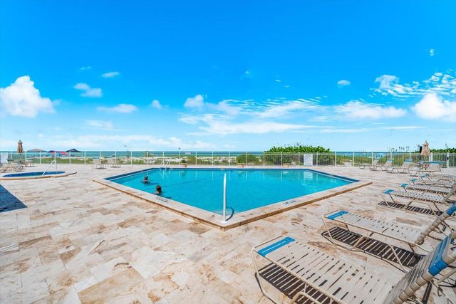 2600 GULF DRIVE N 33, Bradenton Beach, FL 34217