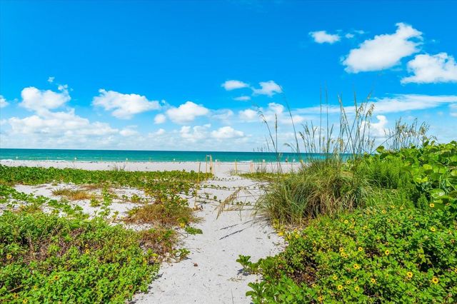 2600 GULF DRIVE N 33, Bradenton Beach, FL 34217