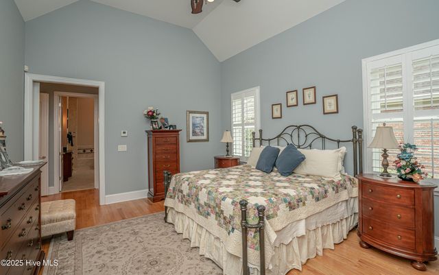 537 Gladstone Circle SW, Ocean Isle Beach, NC 28469