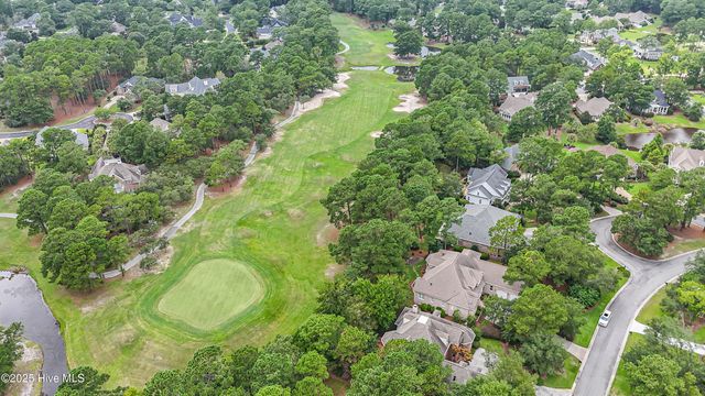 537 Gladstone Circle SW, Ocean Isle Beach, NC 28469