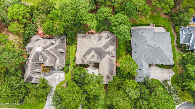 537 Gladstone Circle SW, Ocean Isle Beach, NC 28469