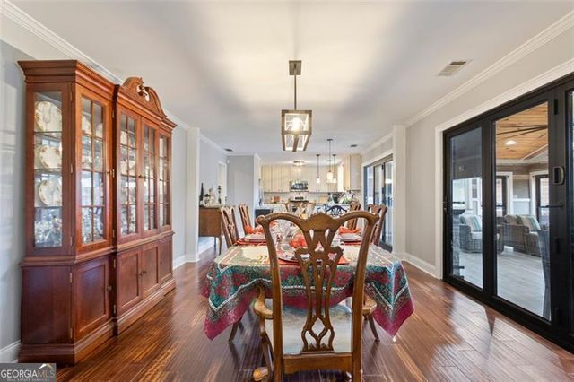 505 WYNCOURTNEY NE, Sandy Springs, GA 30328