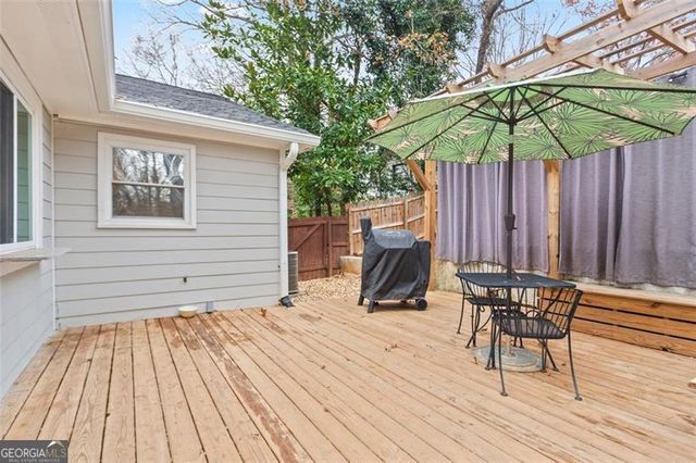 505 WYNCOURTNEY NE, Sandy Springs, GA 30328