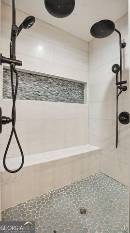 505 WYNCOURTNEY NE, Sandy Springs, GA 30328