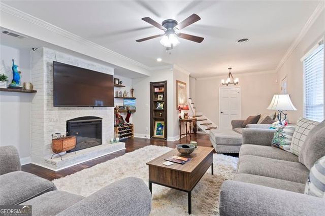 505 WYNCOURTNEY NE, Sandy Springs, GA 30328