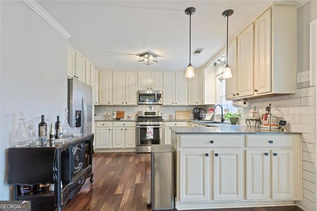 505 WYNCOURTNEY NE, Sandy Springs, GA 30328