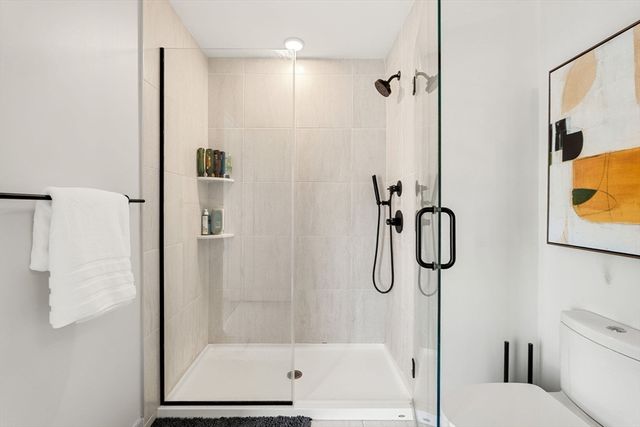 287 Maverick Street 201, Boston, MA 02128