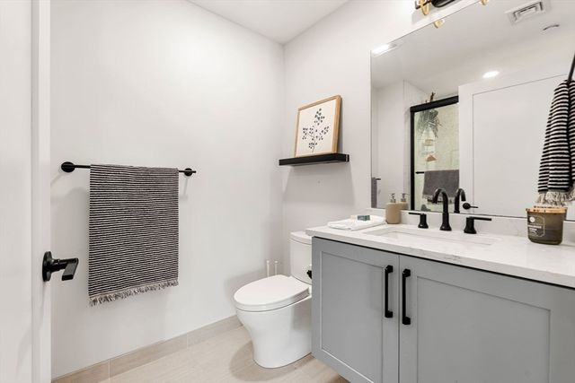 287 Maverick Street 201, Boston, MA 02128