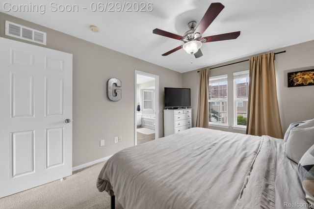 4554 Hunters Circle E, Canton Charter Township, MI 48188