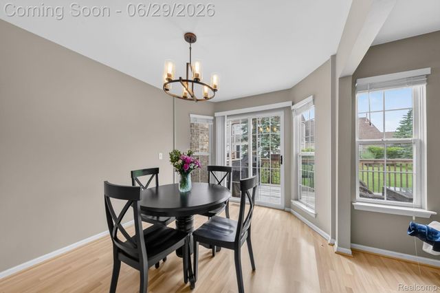 4554 Hunters Circle E, Canton Charter Township, MI 48188