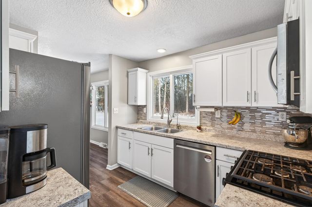 15661 Lexington Avenue NE, Andover, MN 55304