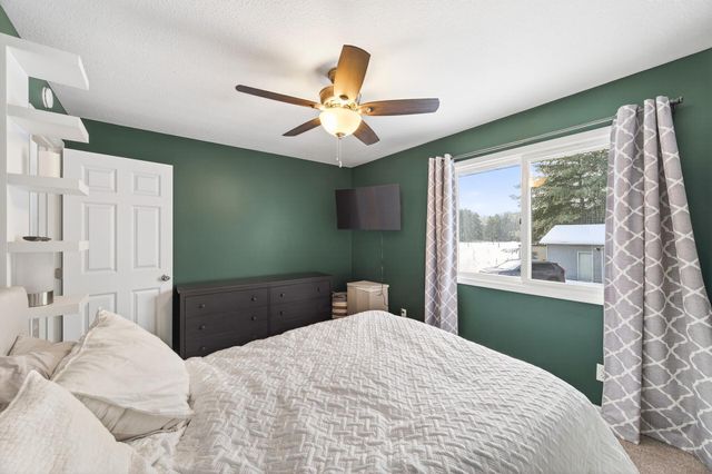 15661 Lexington Avenue NE, Andover, MN 55304