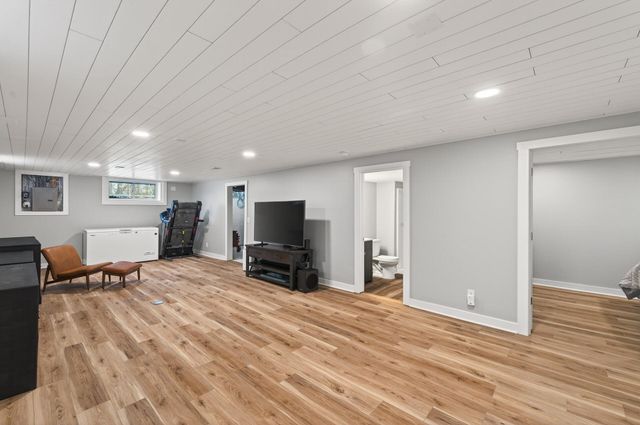 15661 Lexington Avenue NE, Andover, MN 55304