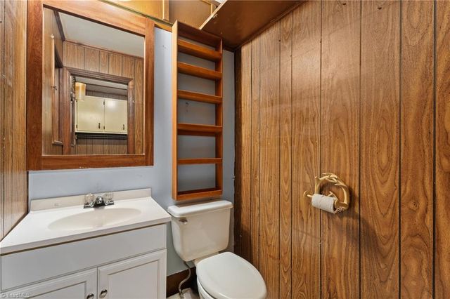 9225 Sahabi Road, Kernersville, NC 27284