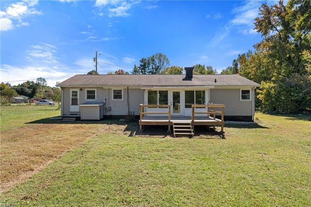 9225 Sahabi Road, Kernersville, NC 27284