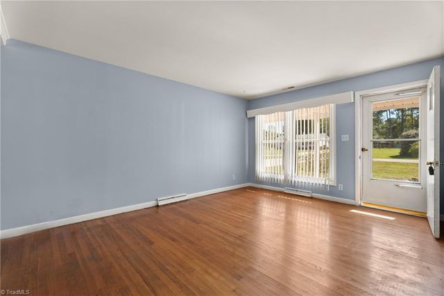 9225 Sahabi Road, Kernersville, NC 27284