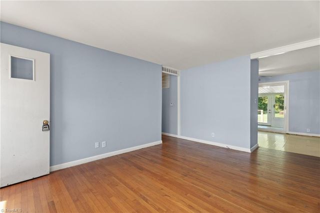 9225 Sahabi Road, Kernersville, NC 27284