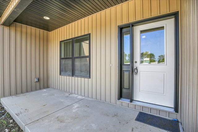 2903 Haydon Drive, Urbana, IL 61802