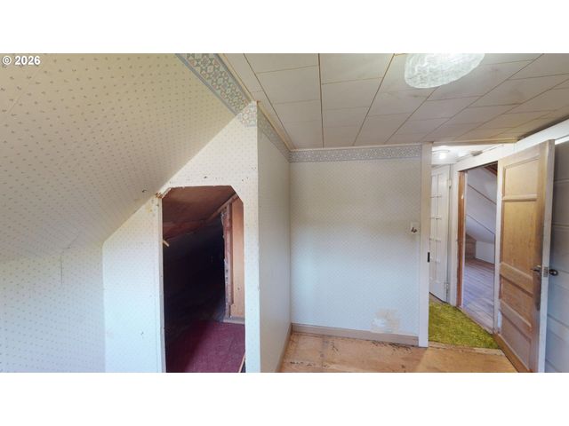 1299 41ST Ave, Sweet Home, OR 97386