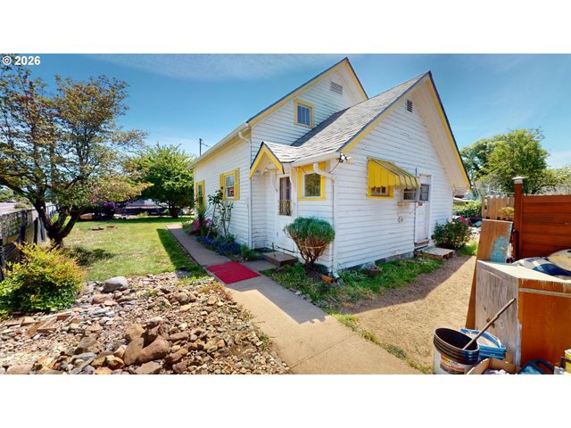 1299 41ST Ave, Sweet Home, OR 97386