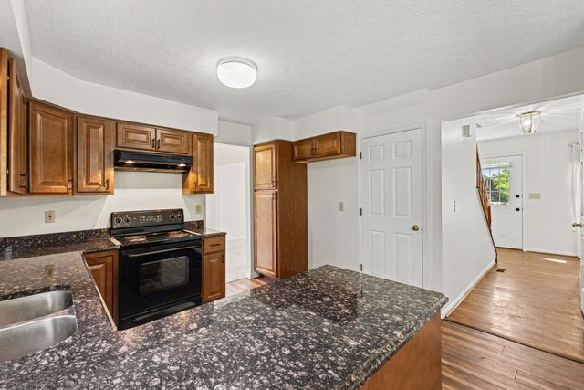 6254 Fairoaks Drive, Florence, KY 41042