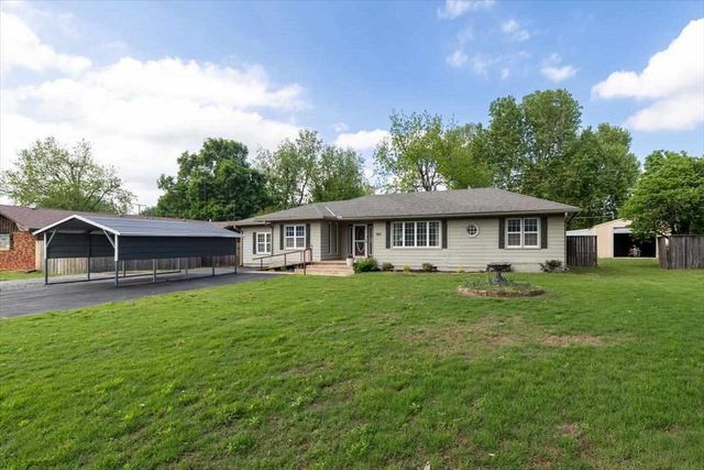 405 E Cole Ave., Fletcher, OK 73541