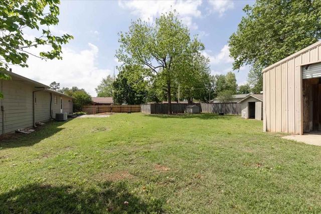 405 E Cole Ave., Fletcher, OK 73541