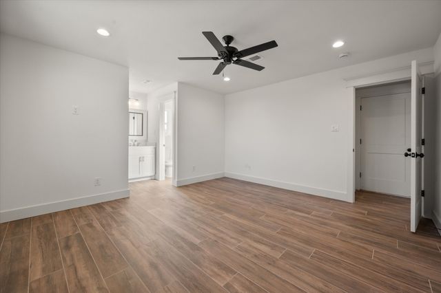 520 NW Charlyne Drive, Burleson, TX 76028