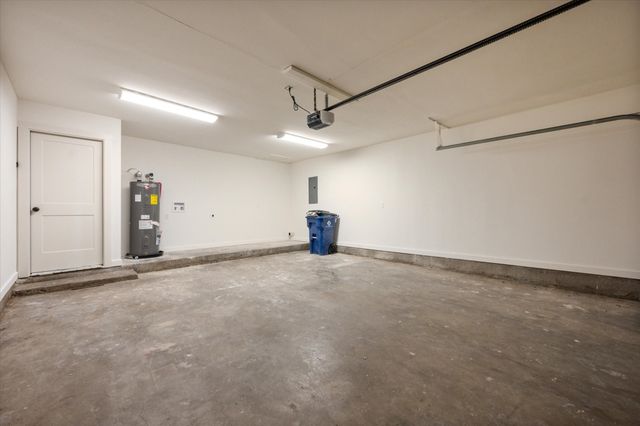 520 NW Charlyne Drive, Burleson, TX 76028