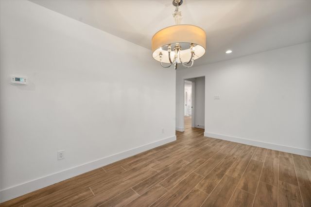 520 NW Charlyne Drive, Burleson, TX 76028