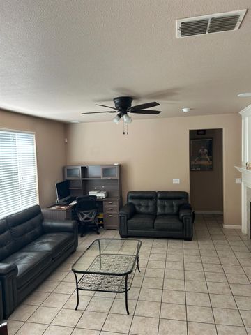 280 Finchwood Dr, Lathrop, CA 95330