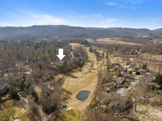 1410 Mountain Meadow Drive, Hendersonville, NC 28739