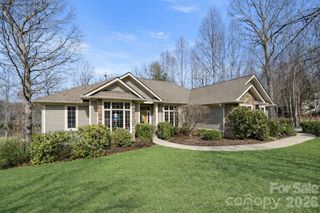 1410 Mountain Meadow Drive, Hendersonville, NC 28739