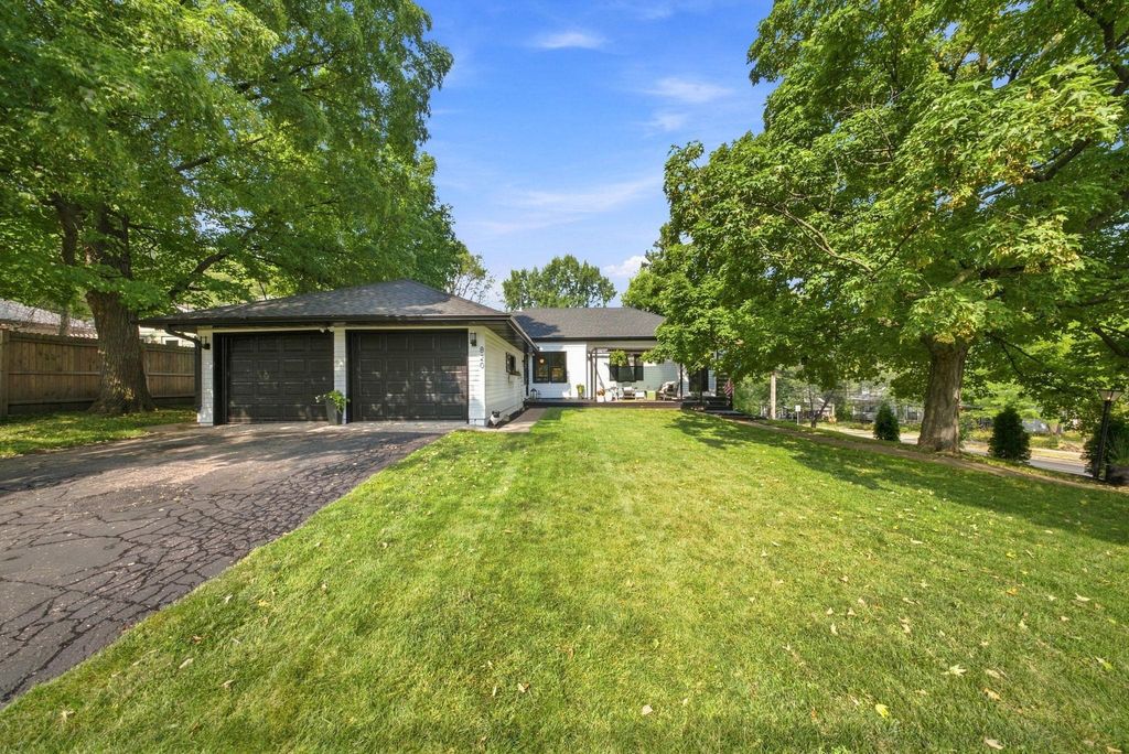 820 Vine Street, Hudson, WI 54016