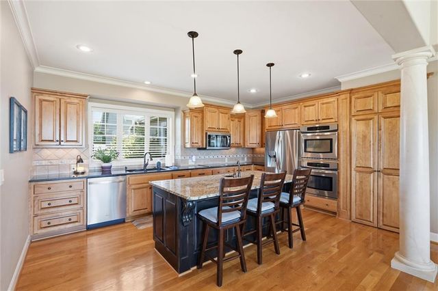21618 S State Route 291 Highway, Harrisonville, MO 64701