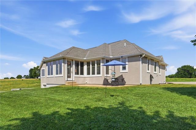 21618 S State Route 291 Highway, Harrisonville, MO 64701