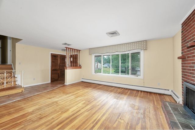 40 Himoor Circle, Randolph, MA 02368