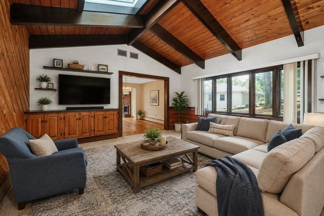 40 Himoor Circle, Randolph, MA 02368