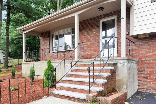 40 Himoor Circle, Randolph, MA 02368
