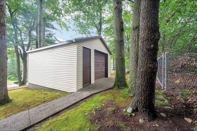 40 Himoor Circle, Randolph, MA 02368