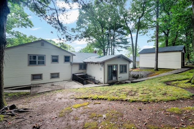 40 Himoor Circle, Randolph, MA 02368